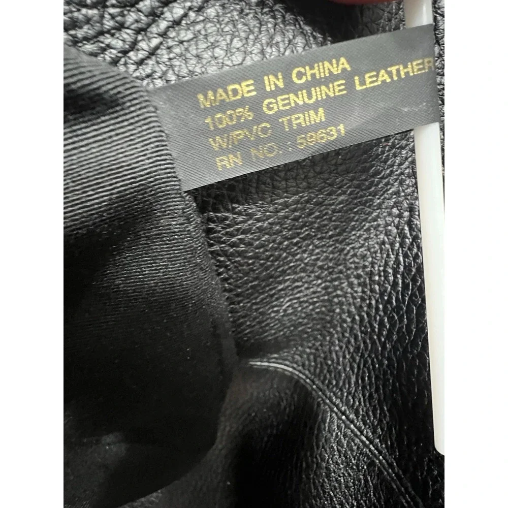 Vintage Medallion by‎ Wathne Black Pebbled Leather Crossbody Bag
